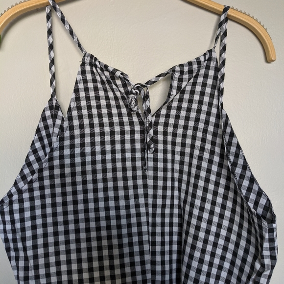 Gingham print ruffle trim wrap dress - Picture 8 of 11